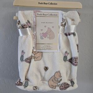 Disney Winnie the Pooh Valentines Day Chocolate Heart Piglet Plush Baby Blanket